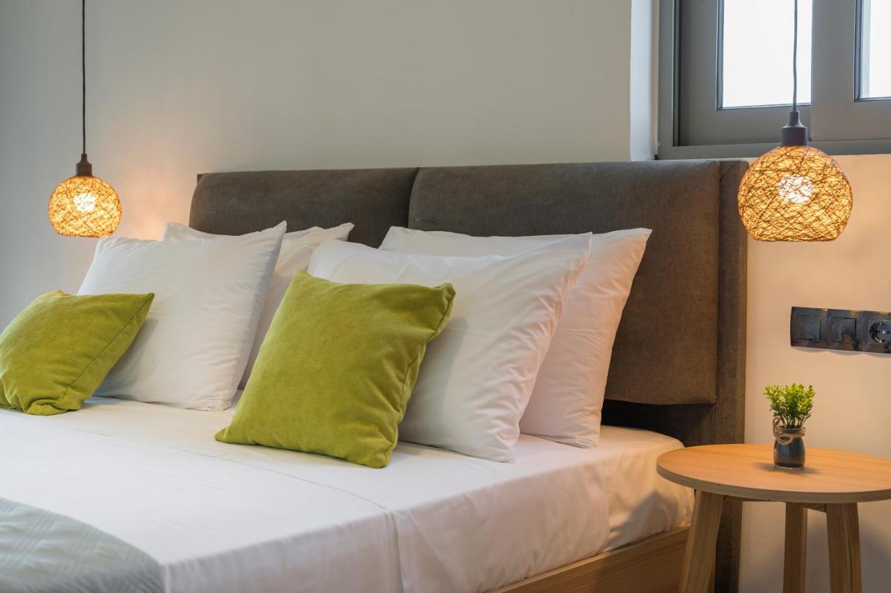 Aegean Breeze Luxury Apartments Next To The Sea Maleme Eksteriør bilde