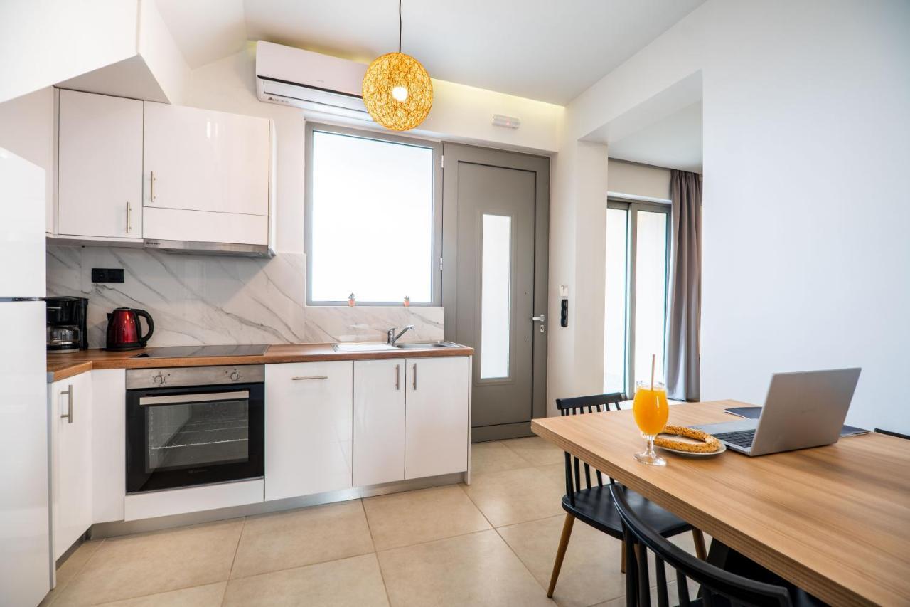 Aegean Breeze Luxury Apartments Next To The Sea Maleme Eksteriør bilde